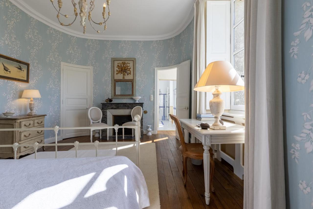 Chateau De La Marronniere Bed & Breakfast Aizenay Bagian luar foto